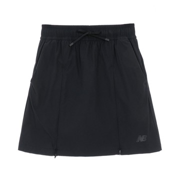 New Balance [New Balance]抽繩鬆緊休閒短裙(褲裙)_女性_黑色_WB61J3ZPBK 版型正常
