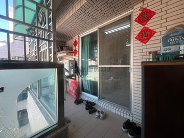 R15生態園區翠堤博愛採光三房平車捷運宅｜高雄市左營區孟子路