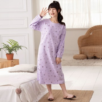 華歌爾睡衣-M-LL圓領純棉印花長袖洋裝(紫)-TWW40T03VG