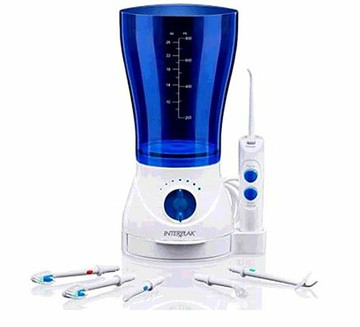 [3美國直購] Conair Interplak SWJ2 家用型沖牙機 含6沖牙頭 All-in-One Sonic Water Flossing System 800ml 水箱容量
