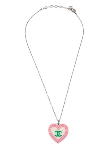 CHANEL Pre-Owned - 2004 CC-print heart pendant necklace - women - Silver Plated/Acrylic - One Size - White
