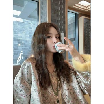 新中式輕國風寬松印花禪意外套2026年秋季清冷感緞面復古時尚上衣