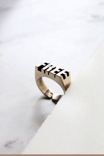 僅在 DEFY 免費響鈴