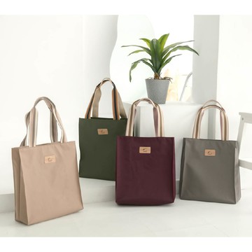 【uma hana】單色C大調可放到A3大容量可橫放防水的加大新A4提袋(A3大容量提袋/旅行肩背包/防水包)