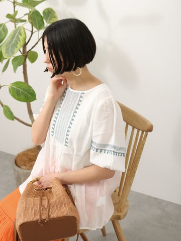 精緻刺繡襯衫/上衣(FD32L0A0480) - Lugnoncure