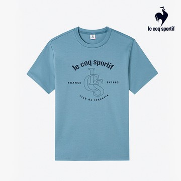 【LE COQ SPORTIF 法國公雞】男款藍色休閒經典短袖T恤LYT21301