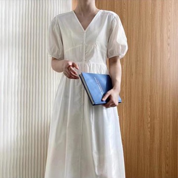 8205溫柔風白色全棉連衣裙夏季新款泡泡袖單排扣v領收腰桔梗長裙