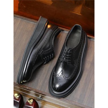 新款高檔男士布洛克雕花皮鞋男潮流真皮圓頭厚底商務休閑皮鞋增高