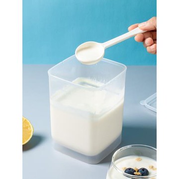 日本進口酸奶杯自制酸奶發酵保鮮盒水果盒帶勺子刻度奶粉盒儲物罐