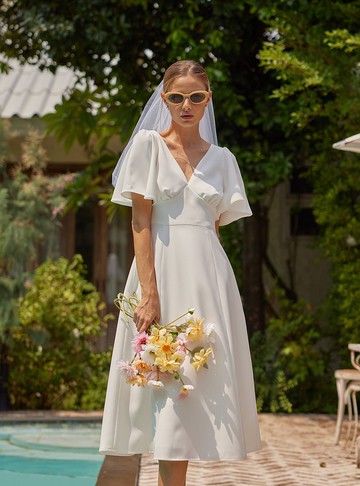 Emily Dress by Klara Love 婚紗、派對禮服、外出服、白色洋裝