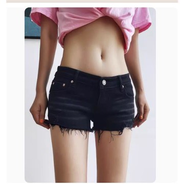歐韓版黑色毛邊低腰牛仔短褲女2025夏新款彈力修身大碼性感熱褲辣