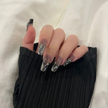 ✨台灣出貨✨ 網紅穿戴甲美甲24片全尺碼可拆卸貼片高階感結婚顯白學生假指甲
