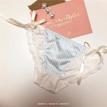 Secret3/日系條紋水蜜桃牛奶絲緞面絲帶蝴蝶結中低腰三角內褲女生