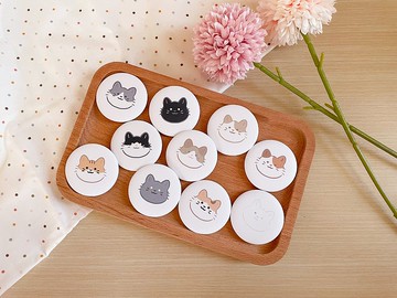 貓貓插畫4.4cm徽章 胸章 別針(2個1組 共10款)