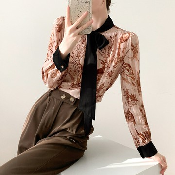 現貨+預購 襯衫長袖上衣-雪紡印花蝴蝶結領女上衣2色74gj3【獨家進口】【米蘭精品】