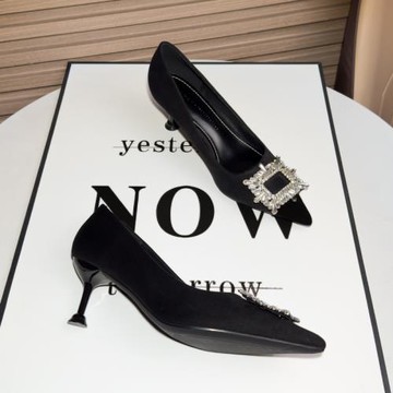 5CM氣質方扣職業通勤黑色絨面貓跟久站不累工作高跟鞋2025年新款