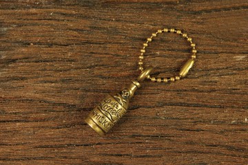 【METALIZE】Lonely Whisky 威士忌酒瓶吊飾