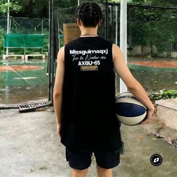 夏季新款運動背心T恤網眼速幹網眼投籃服訓練健身籃球體育T恤坎肩男士排汗運動背心 男士透氣薄款坎肩上衣 男士運動訓練無袖T