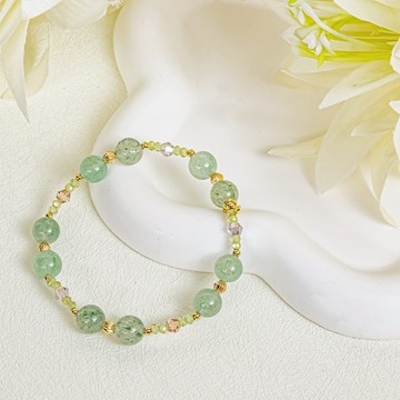 新芽 | 綠草莓/橄欖石