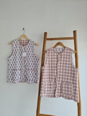 絎縫背心，100% 棉質填充，雙面皆可穿