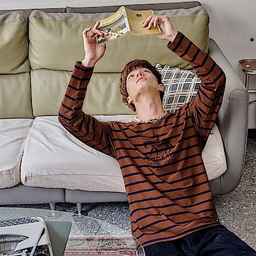 OB嚴選-高含棉撞色條紋印花長袖上衣