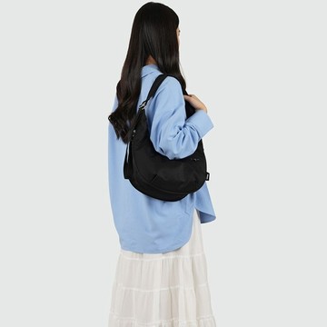 【FW26全新Wander】MINI ZION 可擴展半月包 小 (苔黑色)