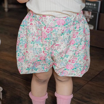 TONGMO - 抽摺花苞燈籠短褲-小兔兔-白底碎花