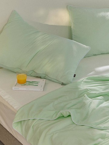 Gelato Anti-Bug Mosquito Repellent Antibacterial Deodorizing Cooling Silk Summer Blanket (Super Single/Queen/King)