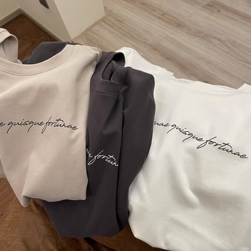 S~XL 簡約精緻一串英文字 基礎款 純棉 短T 情侶T【Y1057】MIT 情侶裝 短袖T恤 台灣製 快速出貨 班服
