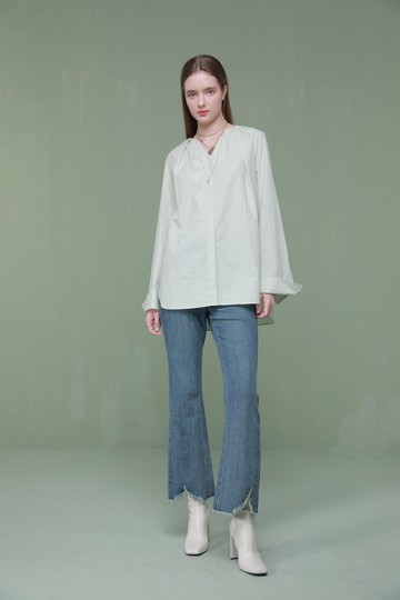 法式繭型長袖棉質通勤V領皺褶袖口金屬細節襯衫