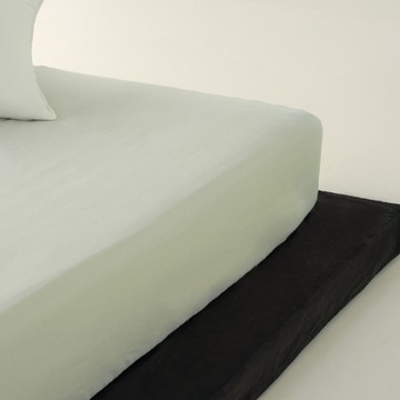 nubizio Onmood 素色薄款床包  淺綠色  Q(200 x 150 x 35cm)