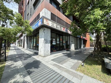 台科大【鴻柏鴻一】11米大面寬~雙平車~穩定收租｜新竹縣竹北市興隆路一段