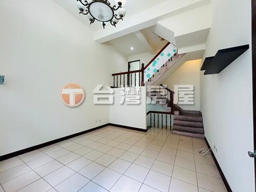 德美公園旁雙車別墅｜彰化縣和美鎮信安路