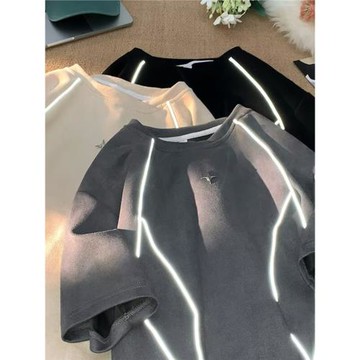 麂皮絨反光短袖T恤男夏季潮牌高街半袖衣服美式復古痞帥圓領體恤