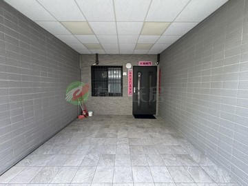 太平精裝美透天｜門前停車｜百萬裝潢｜台中市太平區光興路