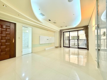 時尚史丹佛出價談｜新北市板橋區新府路