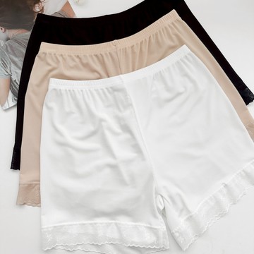 【Fee現貨3色】冰絲拼接幸運草字母花邊安全褲🔥直紋涼感防走光安全褲 中低腰 平角褲 四角褲 防走光 四角褲 打底褲