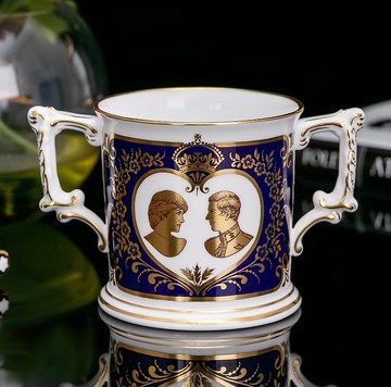 Royal Crown Derby威爾斯王1981限量骨瓷馬克杯結婚情侶咖啡杯