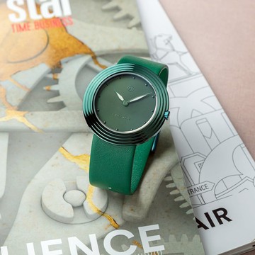 NOVE 瑞士超薄皮帶腕錶A014-01/B011-01