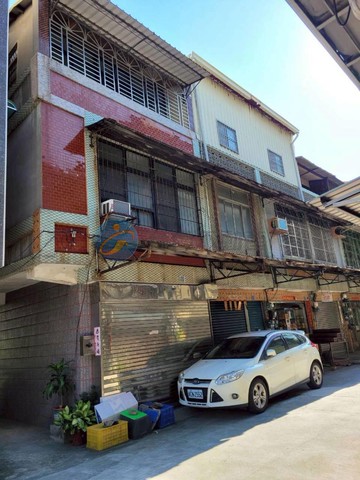 武廟商圈衛武營活巷邊間透天｜高雄市苓雅區輔仁路