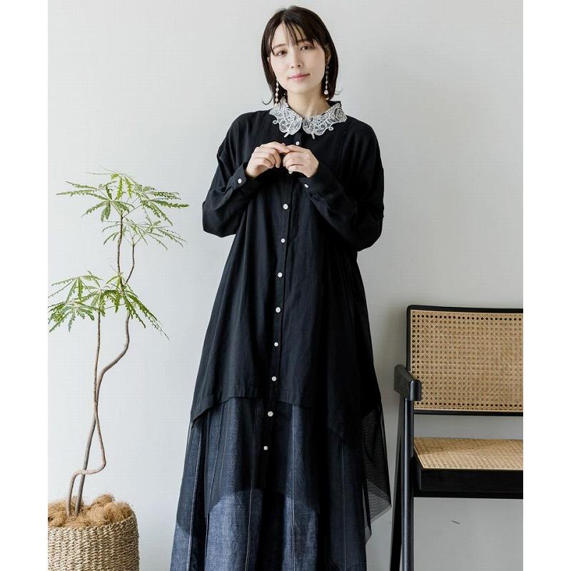 is ScoLar イズ スカラー】裾切替 蝶バラ刺繍襟シャツワンピース A is ScoLar イズ スカラー】裾切替 蝶バラ刺繍襟シャツワンピース A