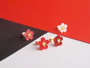 梅花耳飾 ( 日式細工捏花*訂製商品 )
