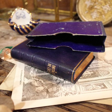 西班牙老件.小冊子-效法基督.1956年.金色書頁邊小小精裝本