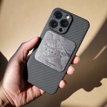 Kevlar 手機殼 + MagSafer