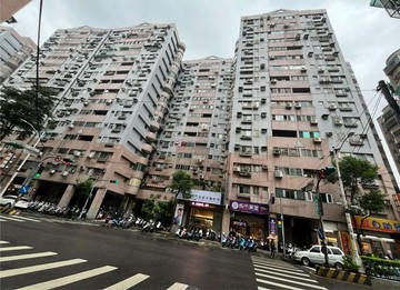 全球台北人高樓景觀三房平車｜視野開闊通風明亮｜新北市樹林區中華路