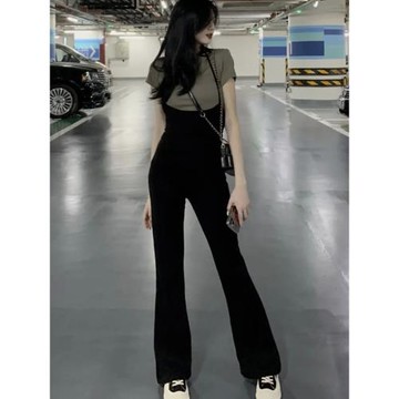 黑色背帶褲女2025秋夏新款復古高腰顯瘦微喇叭洋氣減齡闊腿連體褲