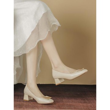 真皮粗跟春秋休閑方扣單鞋