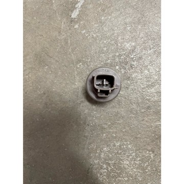 卡嗶車燈 適用於 三菱 Zinger 2013 方向燈 燈泡座  小燈 燈泡座 專用 端子 轉接座