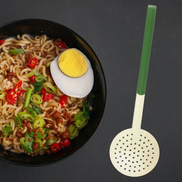 《IBILI》琺瑯漏杓(米綠)