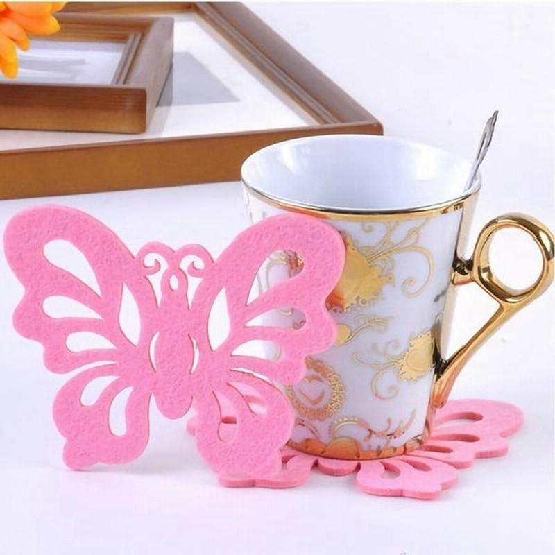 コースター 蝶 バタフライ おしゃれ かわいい フェルト キッチングッズ キッチン雑貨 コップ敷き カフェ風 ポップ ピンク 通販 Lineポイント最大0 5 Get Lineショッピング